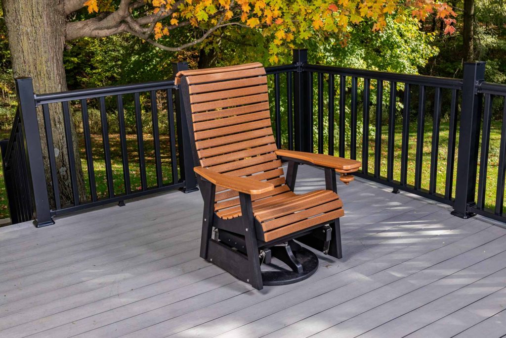 Swivel Roll Back Glider, 2'